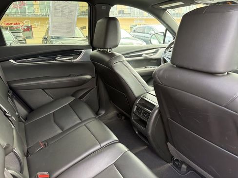 Used 2024 Cadillac XT5 Premium Luxury AWD/4WD image 14