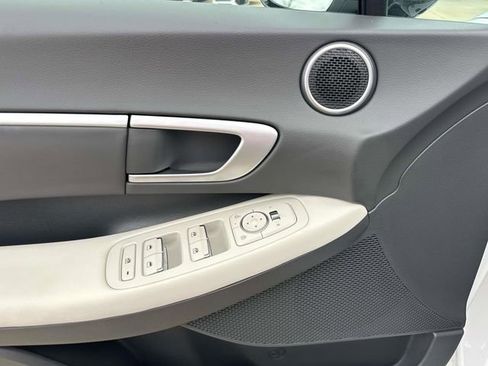 New 2026 Hyundai Sonata SEL FWD image 23