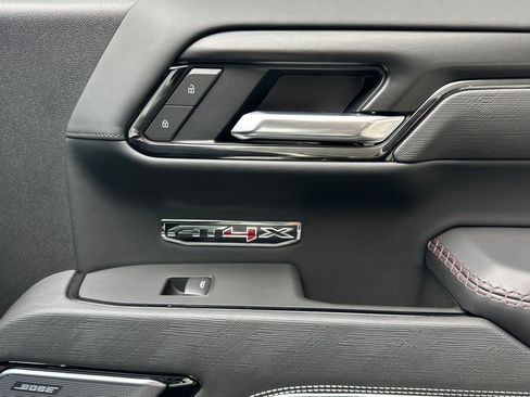 Used 2025 GMC Sierra 1500 AT4X image 19