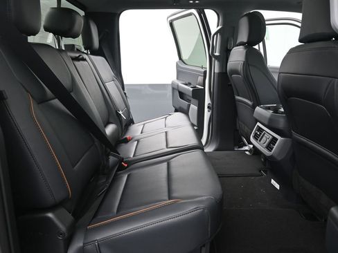 New 2026 Ford F250 Lariat w/ Black Appearance Package image 10