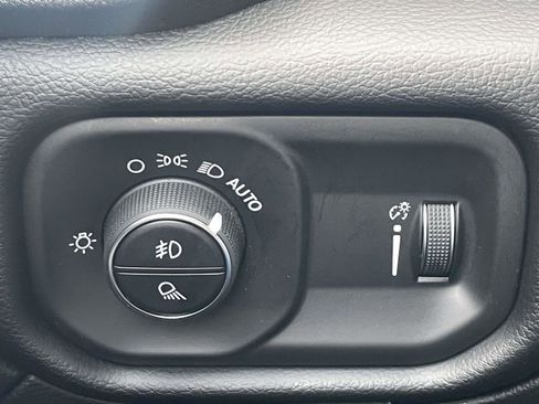 Used 2025 RAM 2500 Big Horn image 25