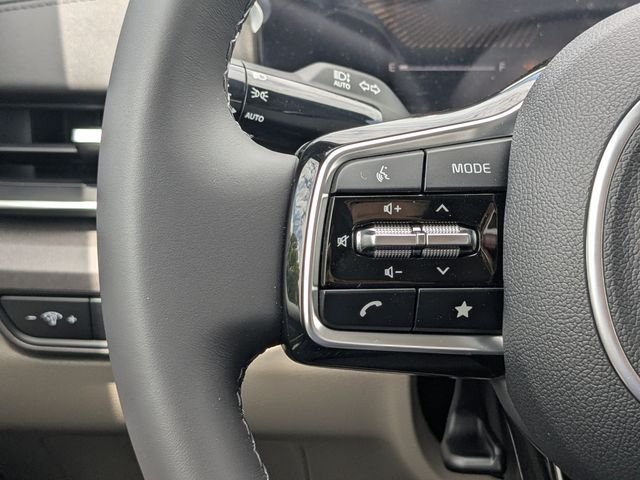 New 2026 Kia Carnival EX FWD image 30