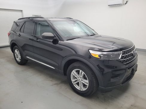 Used 2022 Ford Explorer XLT AWD/4WD image 11