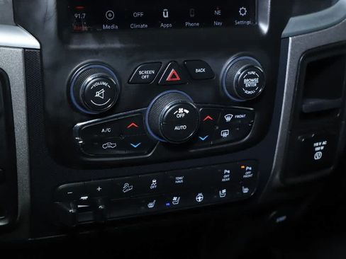 Used 2018 RAM 2500 Power Wagon w/ Leather & Luxury Group AWD/4WD image 27