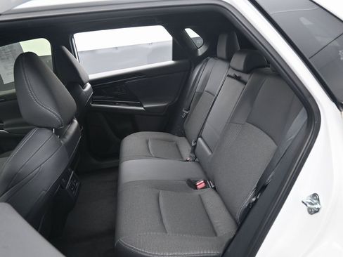 Used 2023 Toyota bZ4X XLE image 27