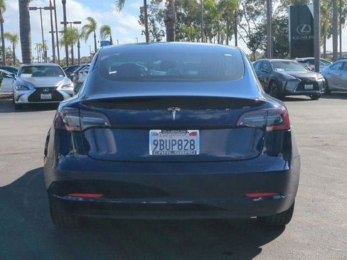 Used 2019 Tesla Model 3 Standard Range Plus image 7