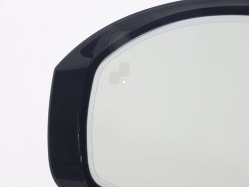 Used 2023 Land Rover Discovery S R-Dynamic image 28