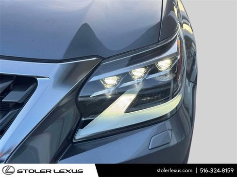 Used 2023 Lexus GX 460 Premium image 5