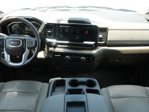 Used 2026 GMC Sierra 1500 SLT AWD/4WD image 5
