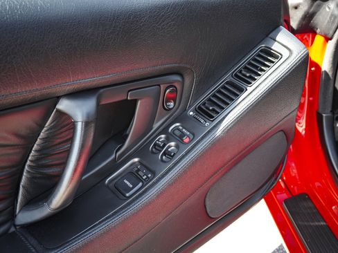 Used 1994 Acura NSX RWD image 16