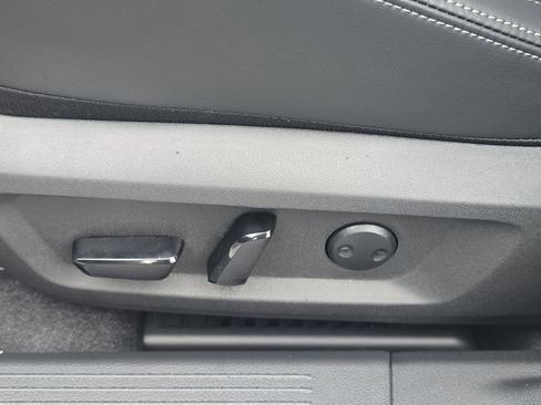 New 2026 Nissan Rogue Platinum image 13