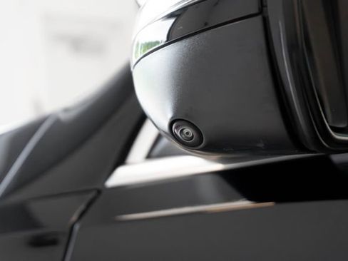 Used 2025 Mercedes-Benz GLE 350 4MATIC image 9