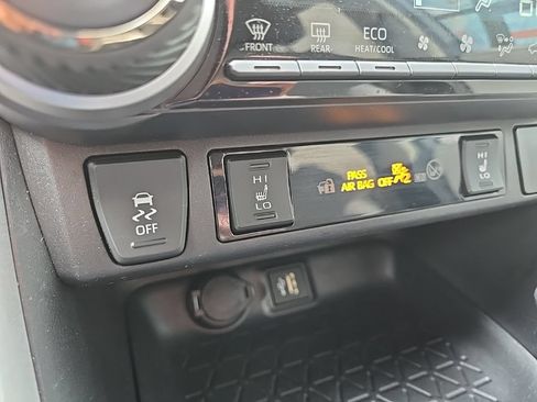 Used 2025 Toyota RAV4 XLE w/ Convenience Package AWD/4WD image 56