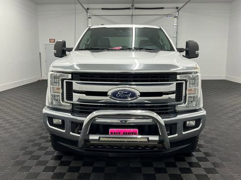 Used 2017 Ford F350 XLT w/ XLT Value Package AWD/4WD image 5