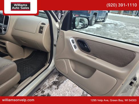 Used 2003 Ford Escape XLT image 15