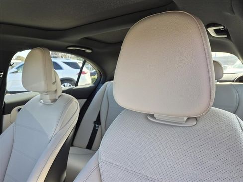 Certified 2023 Mercedes-Benz C 300 4MATIC Sedan image 25