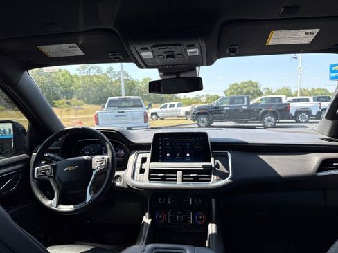 Used 2023 Chevrolet Tahoe LT w/ Luxury Package RWD image 15