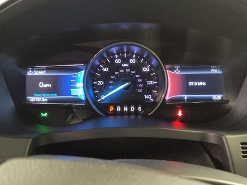 Used 2018 Ford Explorer XLT w/ Equipment Group 202A image 23