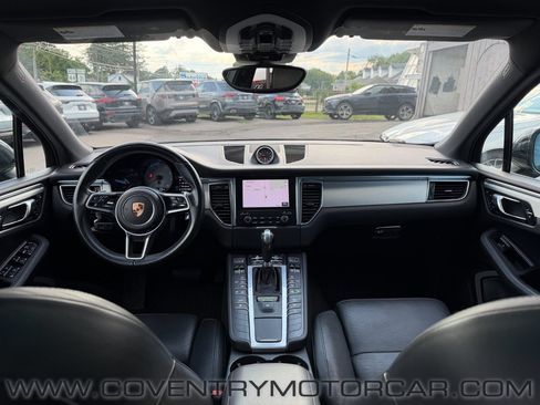 Used 2017 Porsche Macan S AWD/4WD image 23