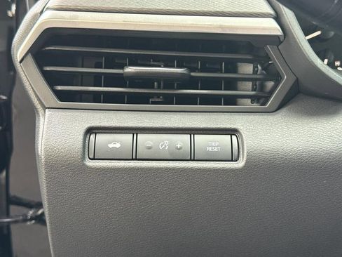 New 2025 Nissan Altima 2.5 SR image 21