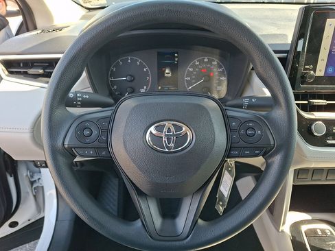 Certified 2023 Toyota Corolla Cross L image 20