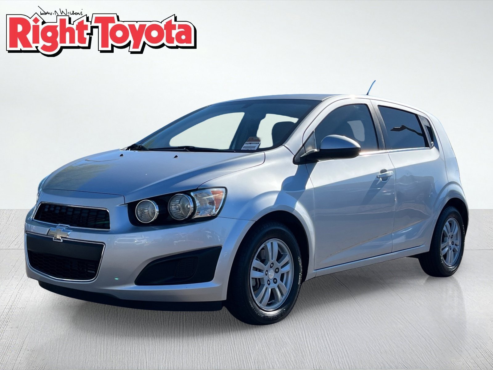 Used 2014 Chevrolet Sonic LT FWD image 1