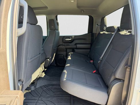 Used 2025 Chevrolet Silverado 1500 Custom image 16