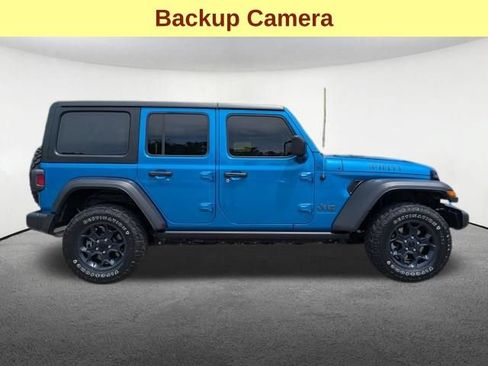 Used 2023 Jeep Wrangler Unlimited w/ Cold Weather Group AWD/4WD image 4
