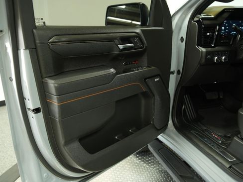 Used 2025 GMC Sierra 1500 AT4 w/ AT4 Premium Package AWD/4WD image 23