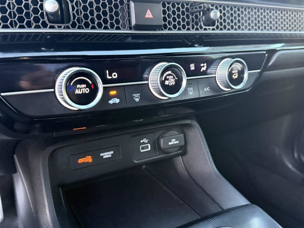 Used 2022 Honda Civic Sport image 32