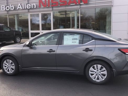 New 2025 Nissan Sentra S image 5