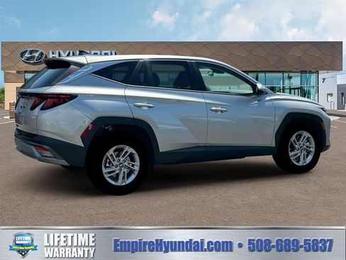 New 2026 Hyundai Tucson SE image 5