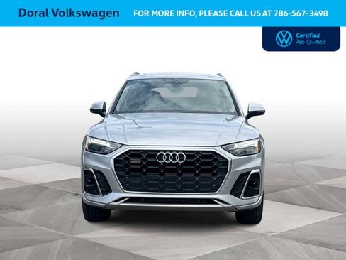 Used 2023 Audi Q5 2.0T Premium w/ Convenience Package image 3