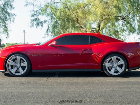 Used 2013 Chevrolet Camaro ZL1 image 3