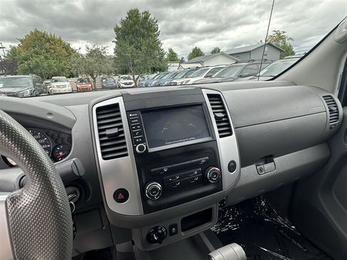 Used 2019 Nissan Frontier SV AWD/4WD image 39