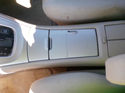 Used 2004 Toyota Highlander 4WD V6 image 16