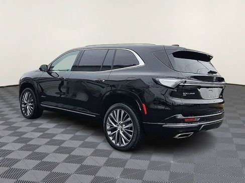 Used 2025 Buick Enclave Avenir w/ Trailering Package, 5000 lbs. AWD/4WD image 4