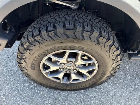 Certified 2024 Ford Bronco Badlands AWD/4WD image 13