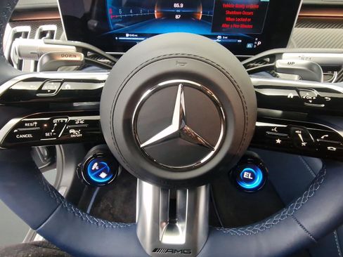Used 2025 Mercedes-Benz S 63 AMG S image 24