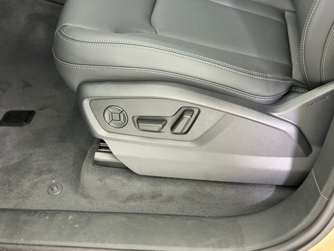 New 2026 Audi Q7 Premium Plus image 14