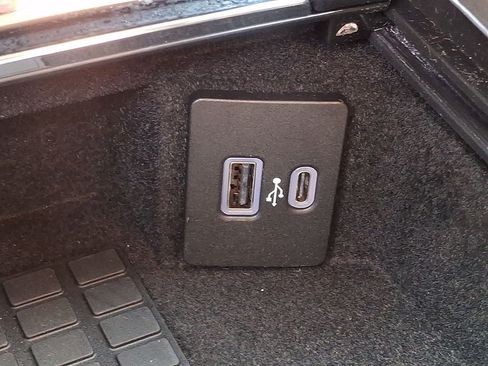 Certified 2023 Lincoln Corsair AWD w/ Equipment Group 101A image 25