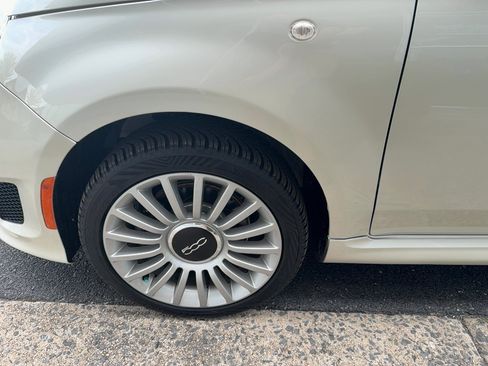 Used 2018 FIAT 500 Lounge FWD image 24