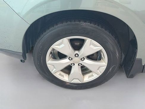 Used 2015 Subaru Forester 2.5i Limited image 29