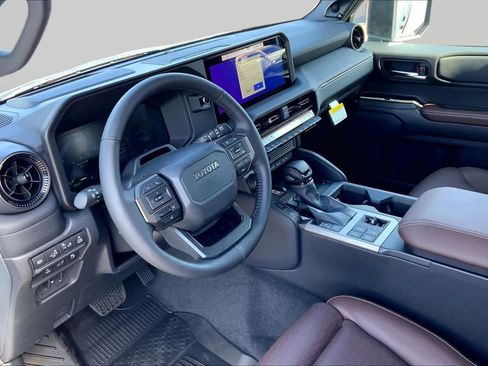 New 2027 Toyota Land Cruiser w/ Premium Package AWD/4WD image 8