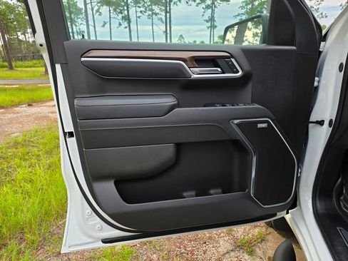 New 2026 Chevrolet Silverado 1500 RST w/ RST All Star Premium Package AWD/4WD image 12