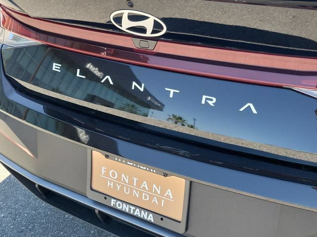 New 2026 Hyundai Elantra Sport FWD image 25