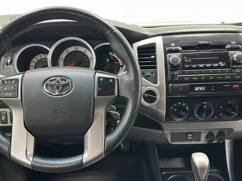 Used 2012 Toyota Tacoma TRD Sport image 10
