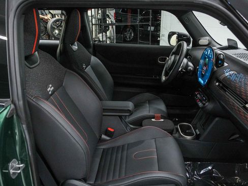 Used 2026 MINI Cooper S FWD image 18