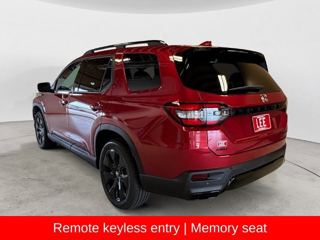 New 2026 Honda Pilot Black Edition image 3