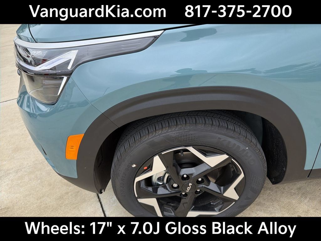 Certified 2026 Kia Seltos EX FWD image 22